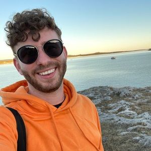 Meet your Posher, Seth